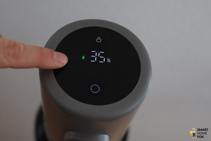 Das Display des Dreame Z10 Station